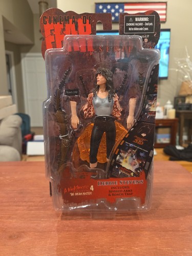 Mezco cinema fear - mezco,